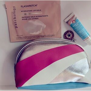 Mini skincare pouch and moisture set.